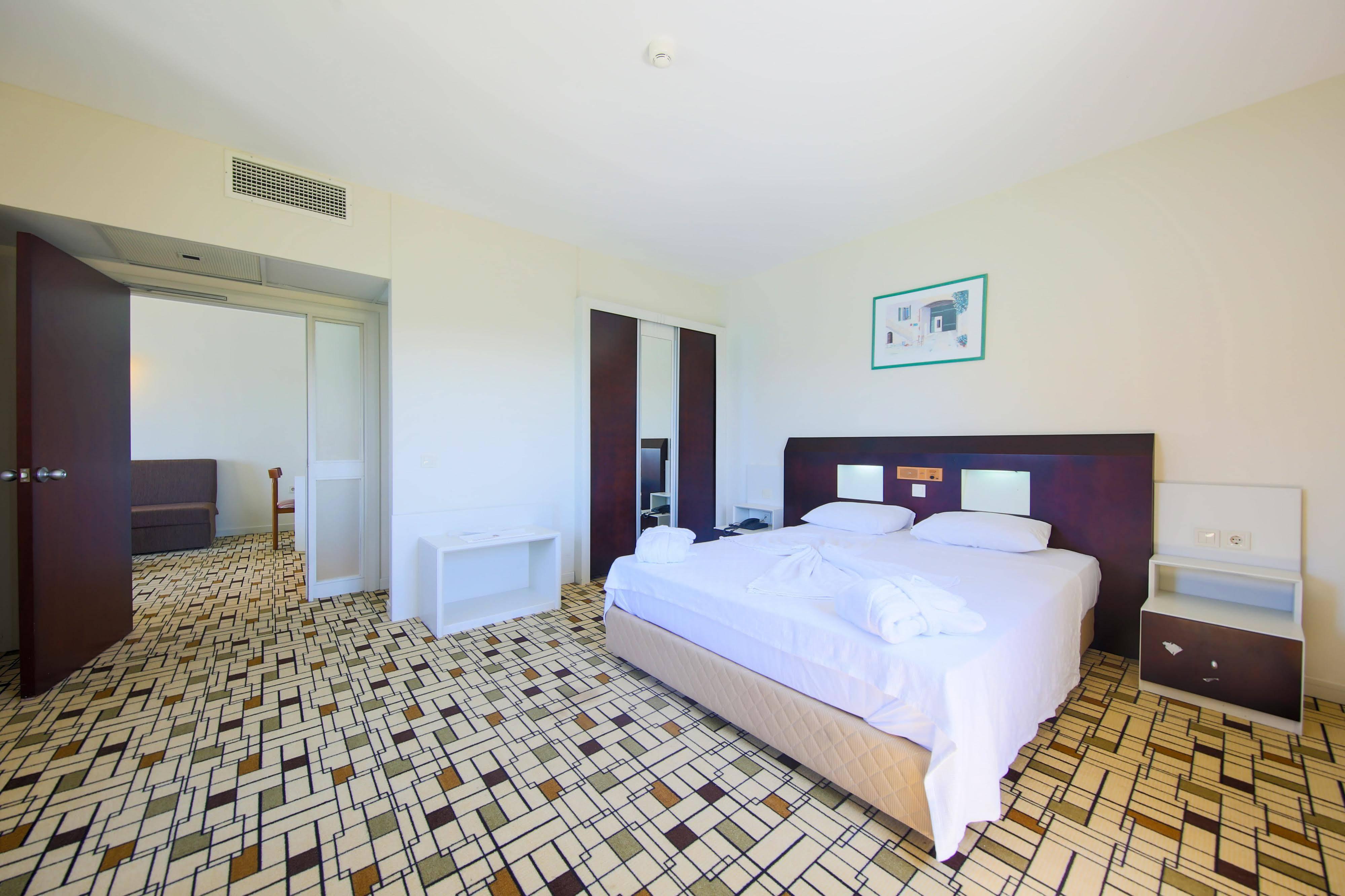 Medis Resort Hotel Ildir ภายนอก รูปภาพ